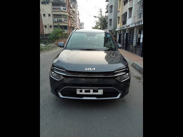 Used 2023 Kia Carens in Kolkata