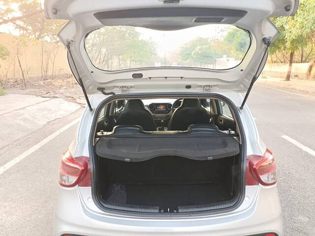 Used Hyundai Grand i10 Sportz (O) AT 1.2 Kappa VTVT [2017-2018] in Delhi