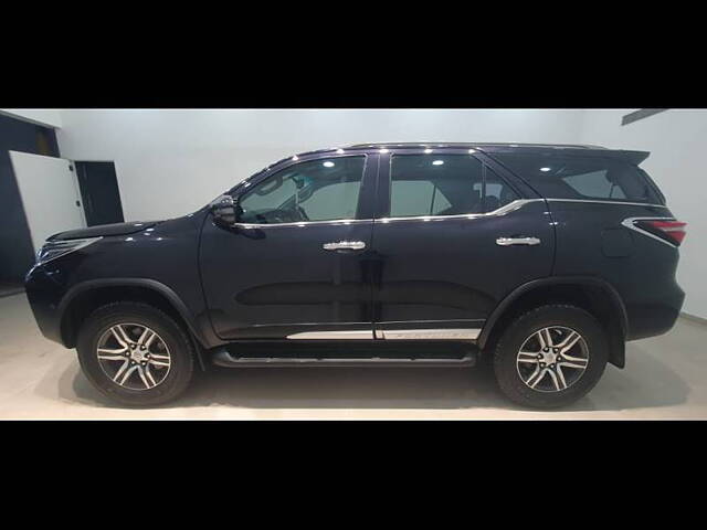 Used Toyota Fortuner 4X2 AT 2.8 Diesel in Kolhapur