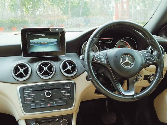 Used Mercedes-Benz CLA [2015-2016] 200 Petrol Sport  (CBU) in Delhi