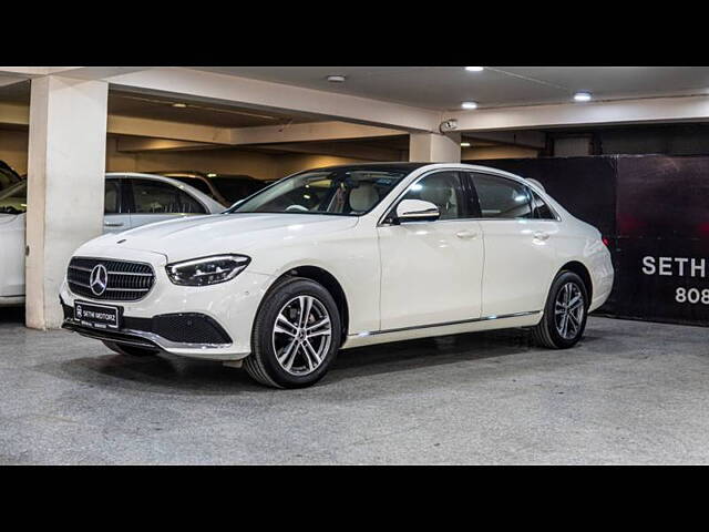 Used Mercedes-Benz E-Class E 220d Exclusive in Delhi