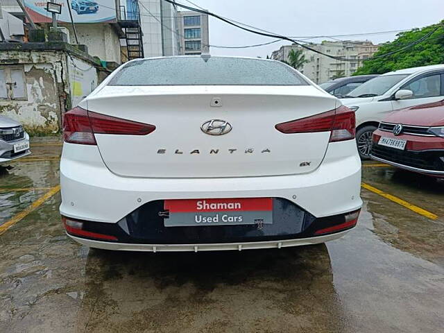 Used Hyundai Elantra [2016-2019] 2.0 SX MT in Mumbai