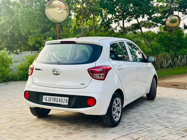 Used Hyundai Grand i10 Magna 1.2 Kappa VTVT in Ahmedabad