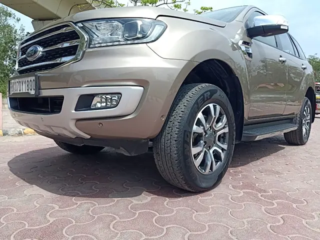 Used 2021 Ford Endeavour in Delhi