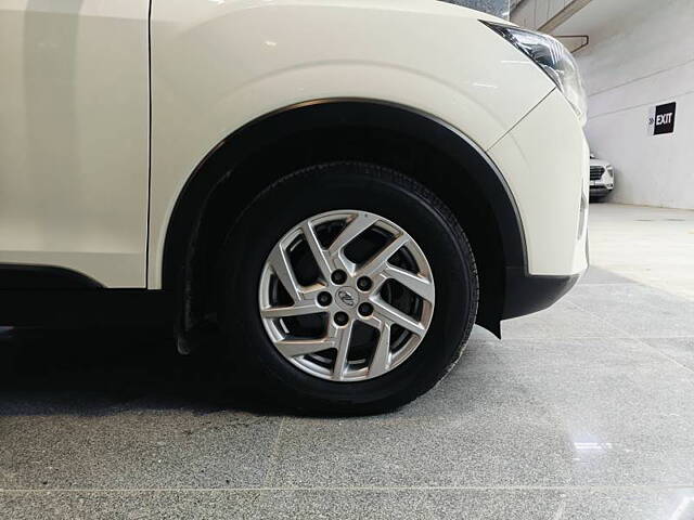 Used Mahindra XUV300 [2019-2024] W8 1.2 Petrol [2019] in Ahmedabad