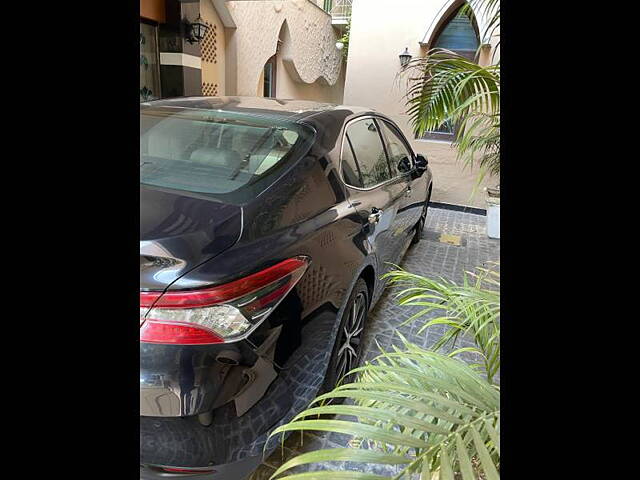 Used Toyota Camry Hybrid in Delhi