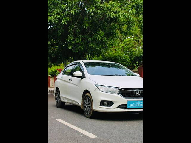 Used Honda City 4th Generation V Petrol [2017-2019] in Delhi