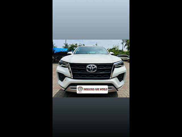 Used Toyota Fortuner 4X2 AT 2.8 Diesel in Mumbai