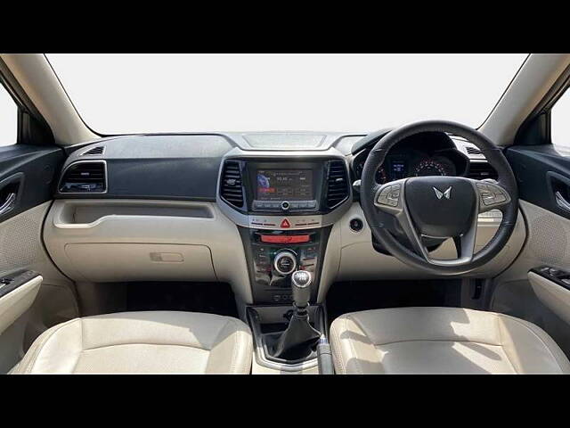 Used Mahindra XUV300 [2019-2024] W8 (O) 1.2 Petrol in Hyderabad