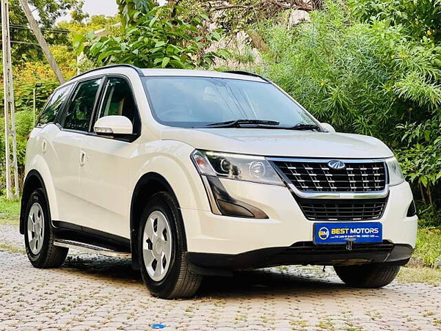 Used Mahindra XUV500 [2015-2018] W4 [2015-2016] in Ahmedabad