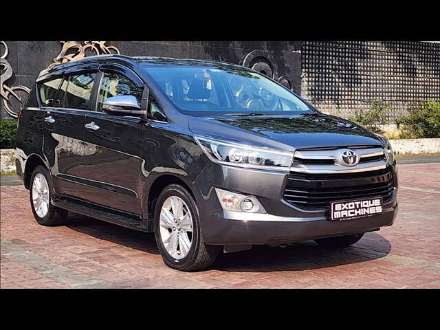 Used Toyota Innova Crysta [2016-2020] 2.8 ZX AT 7 STR [2016-2020] in Lucknow