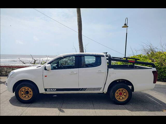 Used Isuzu MU-X [2017-2018] 4x2 in Hyderabad