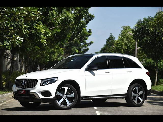 Used Mercedes-Benz GLC [2019-2023] 220d 4MATIC Progressive [2019-2021] in Kolkata