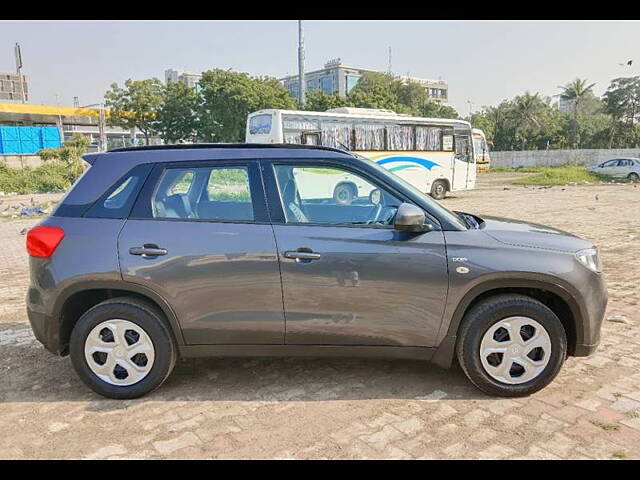 Used Maruti Suzuki Vitara Brezza [2016-2020] VDi in Ahmedabad