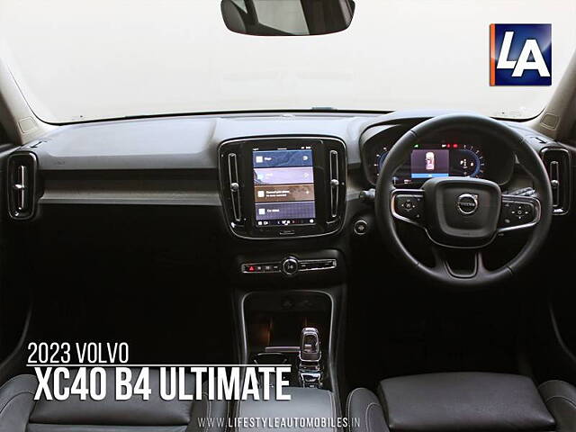 Used Volvo XC40 B4 Ultimate [2022-2023] in Kolkata