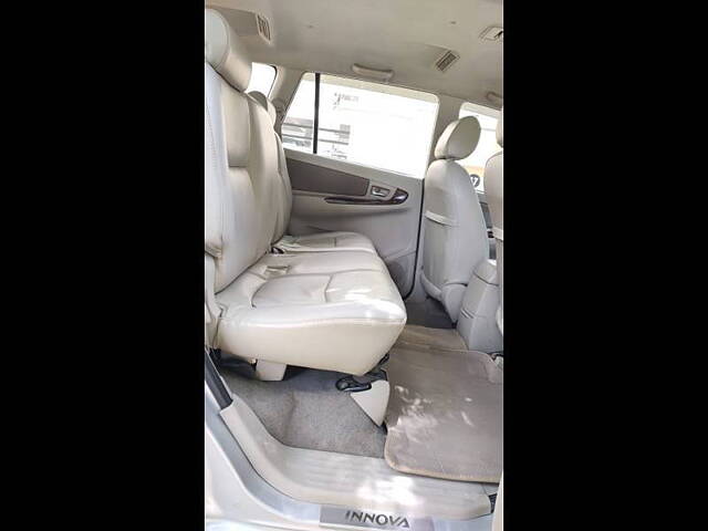 Used Toyota Innova [2009-2012] 2.5 VX 8 STR BS-IV in Hyderabad