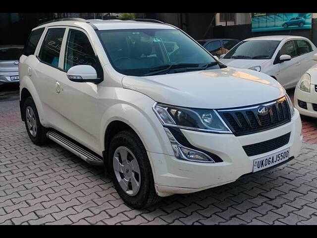 Used Mahindra XUV500 [2015-2018] W4 [2015-2016] in Dehradun