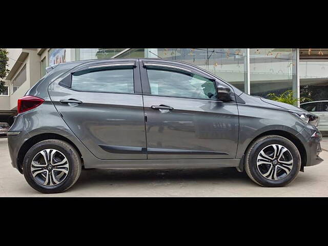 Used Tata Tiago [2016-2020] Revotron XZA [2017-2019] in Bangalore