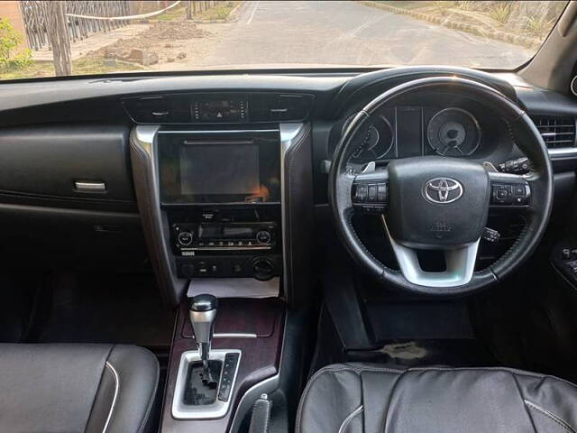 Used Toyota Fortuner [2016-2021] 2.8 4x4 AT [2016-2020] in Delhi