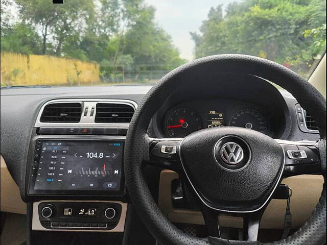 Used Volkswagen Polo [2012-2014] Highline1.2L (P) in Delhi