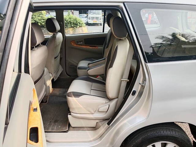 Used Toyota Innova [2005-2009] 2.5 V 7 STR in Mumbai