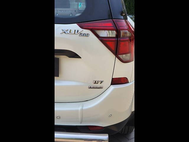 Used Mahindra XUV500 W7 AT [2018-2020] in Surat