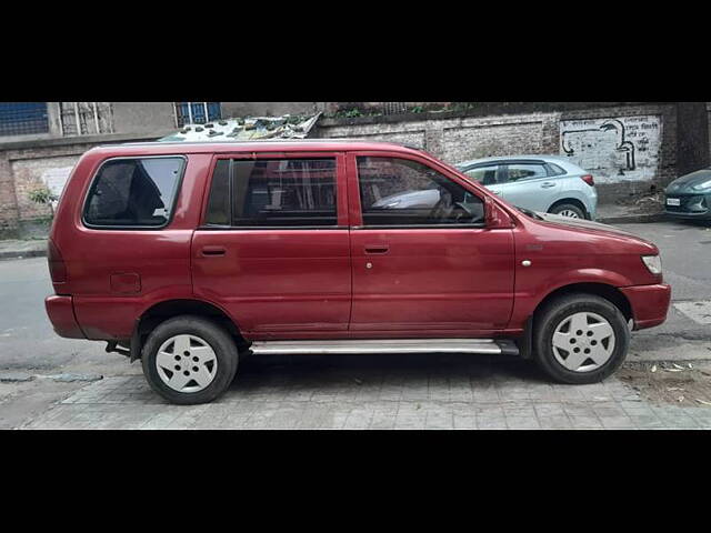 Used Chevrolet Tavera NY B1 10-Str BS-III in Kolkata