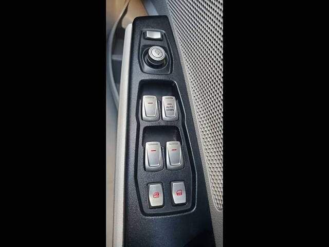 Used Mahindra XUV300 [2019-2024] 1.5 W6 [2019-2020] in Pune