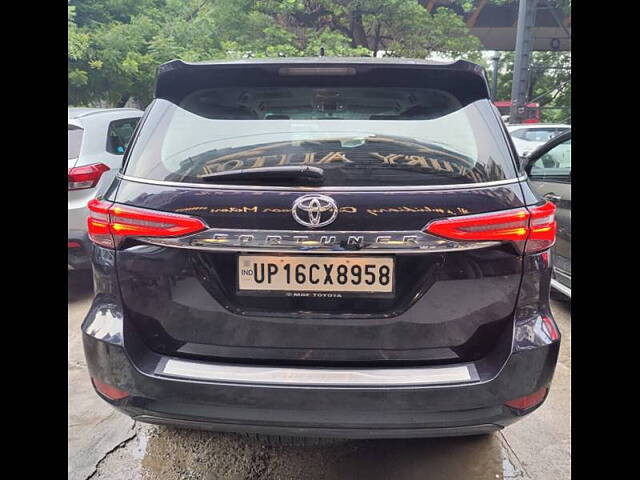 Used Toyota Fortuner 4X2 AT 2.8 Diesel in Delhi