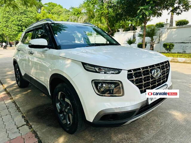 Used Hyundai Venue [2019-2022] SX 1.5 CRDi Dual Tone [2020-2020] in Lucknow