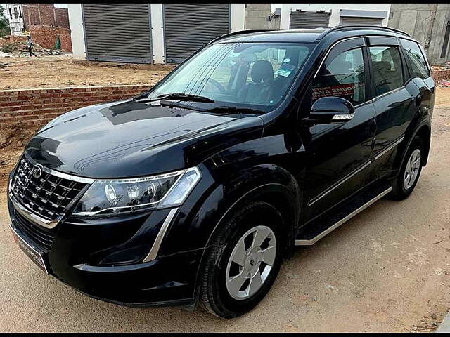 Used Mahindra XUV500 W7 [2018-2020] in Gurgaon