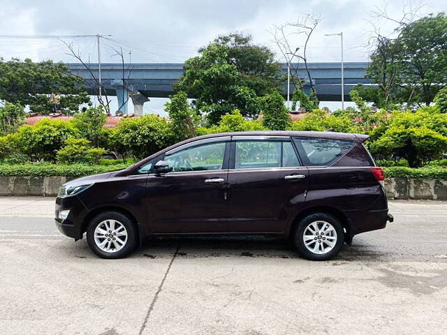 Used Toyota Innova Crysta [2016-2020] 2.4 V Diesel in Mumbai