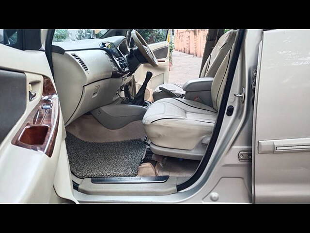 Used Toyota Innova [2012-2013] 2.5 G 7 STR BS-IV in Mumbai