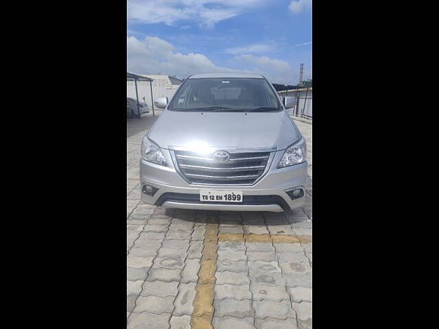 Used 2014 Toyota Innova in Hyderabad