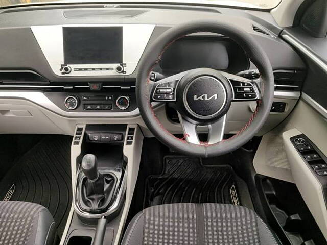 Used Kia Carens [2022-2023] Prestige 1.4 Petrol MT 7 STR in Mumbai