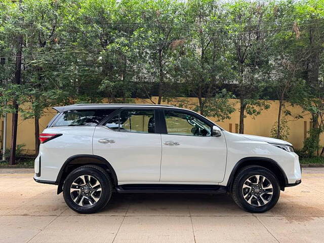 Used Toyota Fortuner Legender 2.8 4X2 AT in Hyderabad