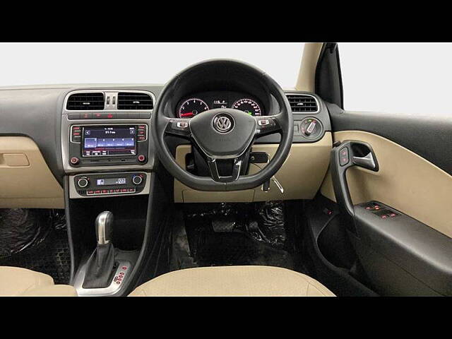 Used Volkswagen Vento [2015-2019] Highline Plus 1.2 (P) AT 16 Alloy in Delhi