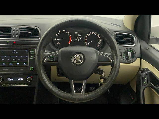 Used Skoda Rapid Style 1.6 MPI in Navi Mumbai