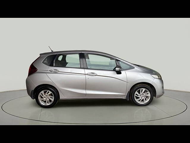 Used Honda Jazz [2015-2018] V Petrol in Ahmedabad