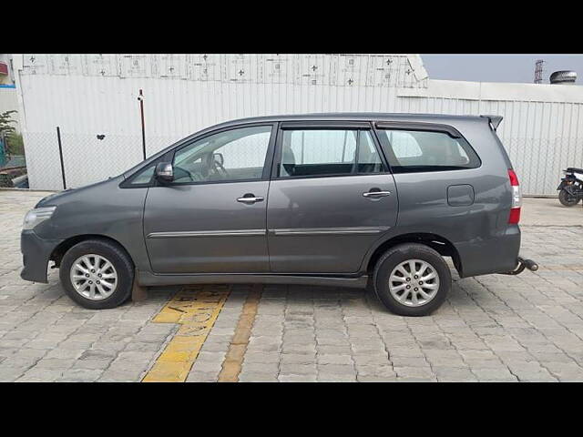 Used Toyota Innova [2012-2013] 2.5 VX 8 STR BS-IV in Hyderabad