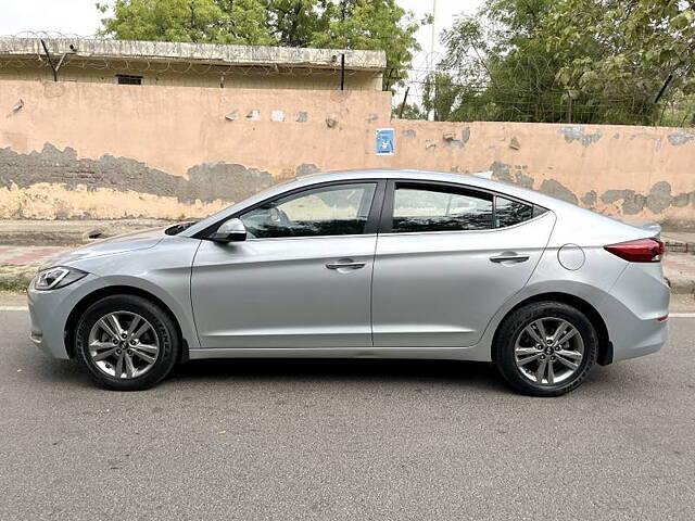 Used Hyundai Elantra [2016-2019] 2.0 SX MT in Delhi