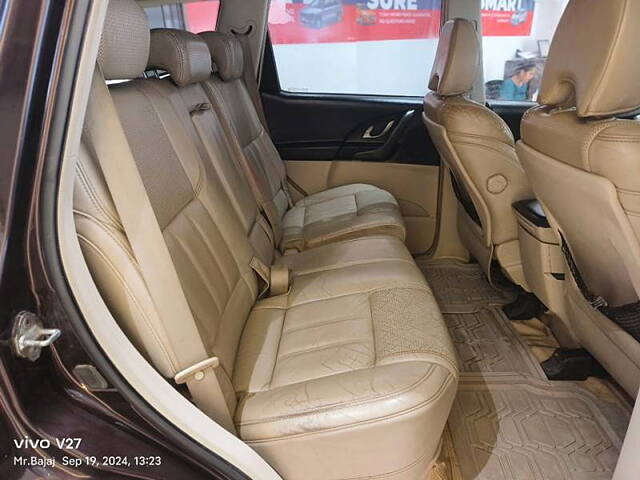 Used Mahindra XUV500 [2015-2018] W10 AWD in Kanpur