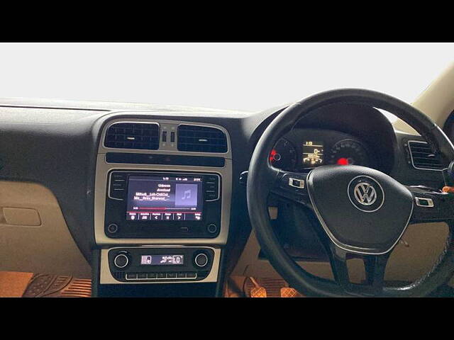 Used Volkswagen Ameo Highline Plus 1.0L (P) 16 Alloy in Rajkot