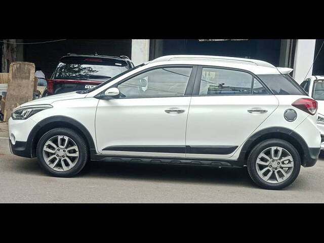 Used Hyundai i20 Active [2015-2018] 1.2 SX in Kanpur