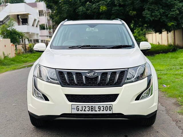 Used 2017 Mahindra XUV500 in Vadodara