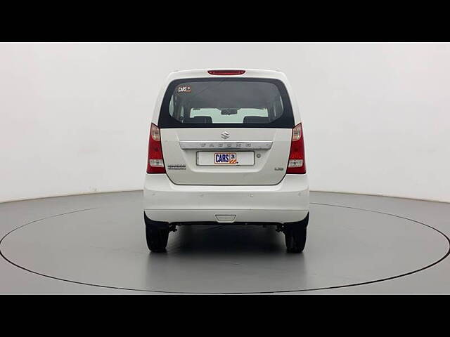 Used Maruti Suzuki Wagon R 1.0 [2014-2019] LXI in Ahmedabad