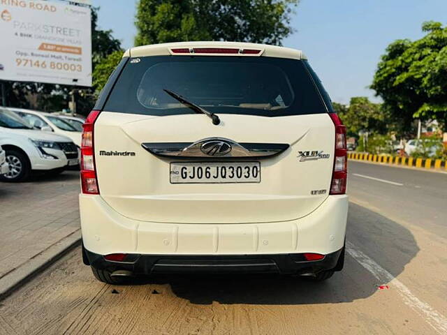 Used Mahindra XUV500 [2015-2018] W10 1.99 in Vadodara