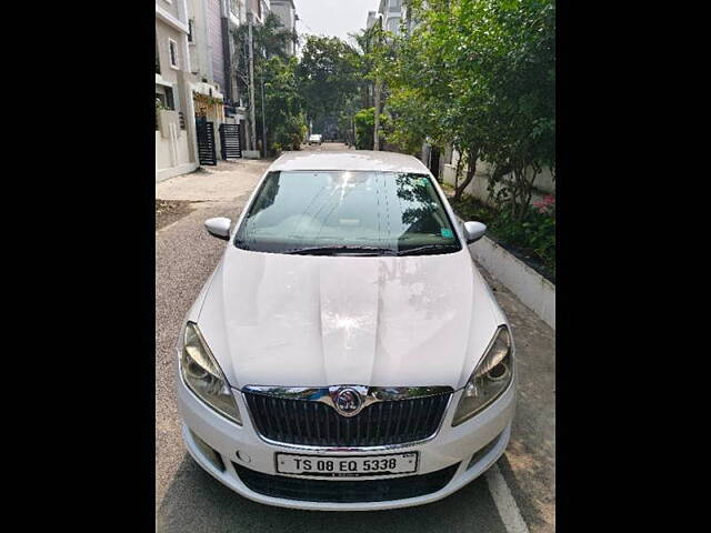 Used Skoda Rapid [2015-2016] 1.5 TDI CR Style Plus AT in Hyderabad