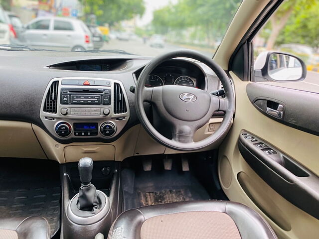 Used Hyundai i20 [2012-2014] Magna 1.4 CRDI in Ahmedabad