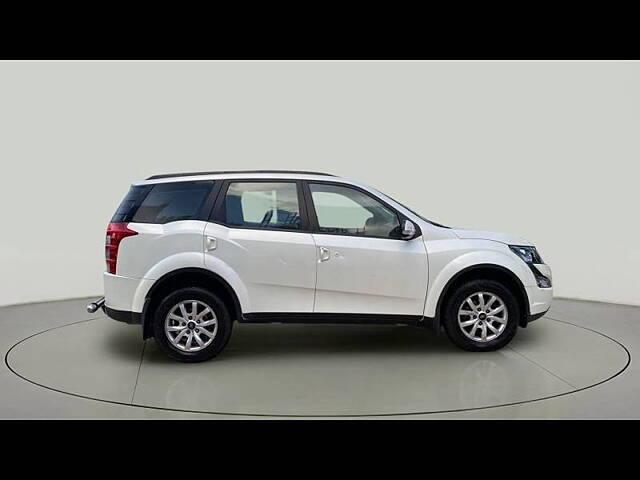 Used Mahindra XUV500 W9 [2018-2020] in Lucknow